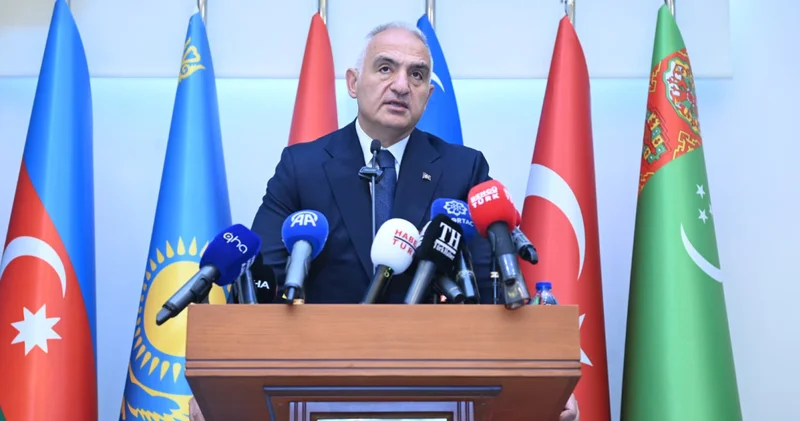 Bakan Ersoy’dan dijital çağ uyarısı: “Dijital dünya gönüllü kültürel yozlaşmayı beraberinde getiriyor” Son dakika haberleri