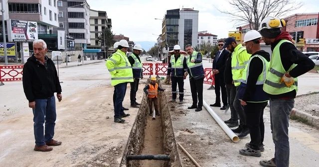 Merzifon un içme suyu projesinde boru döşeme çalışması sürüyor Amasya Haberleri
