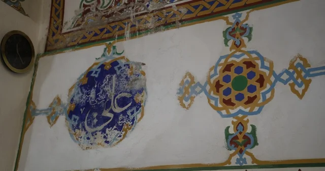 5 asırlık miras alarm veriyor: Ahi Evran Cami nin sıva ve boyaları dökülüyor Kırşehir Haberleri