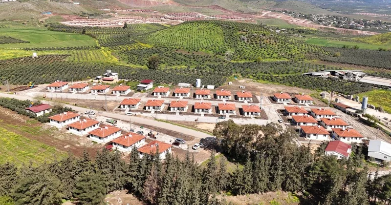 Hatay da 28 köy evi depremzedelere teslim edildi