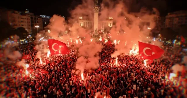 Sinan Akçıl’ın A Milli Takım için hazırladığı Türkler Geliyor marşı büyük ilgi gördü VİDEO İZLE