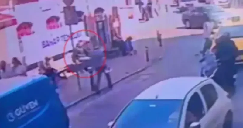 Kasımpaşa’da bankta oturan kişiyi yan baktın diyerek bıçakladı