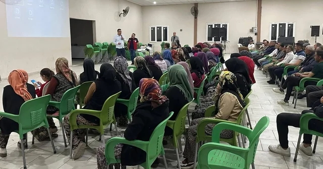 Kaymakam Dalak tan üreticiye destek Manisa Haberleri