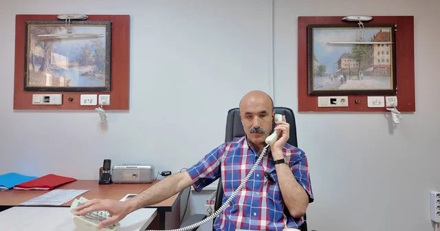 Görme engelli santral memuru hafızasıyla hayran bırakıyor: Bin 500 numarayı ezbere biliyor Tunceli Haberleri