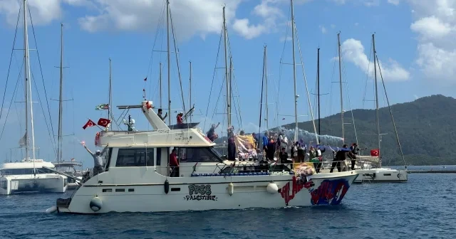 54 tekne ve 500 den fazla katılımcı Gazze için mavi sularda: Küresel Sumud Filosu Marmaris ten demir aldı VİDEO İZLE