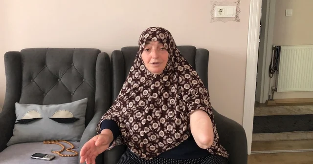 Köpekler kolunu parçaladı, gözleri açık gitti Köpeklerin saldırısı sonucu kolunu kaybeden Huriye Kaya, tazminatını alamadan hayatını kaybetti Eşini kaybeden Nihat Kaya: Hayvanlara düşman değiliz ama bunlar insanlara zarar veriyor Tekirdağ Haberleri