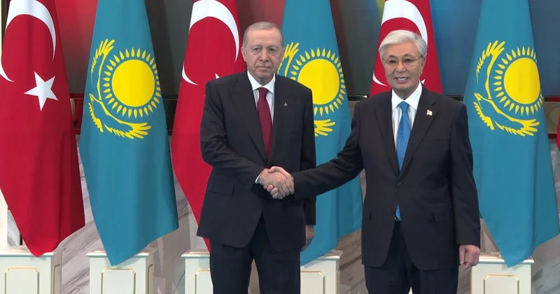 Erdoğan ve Tokayev Astana da görüştü