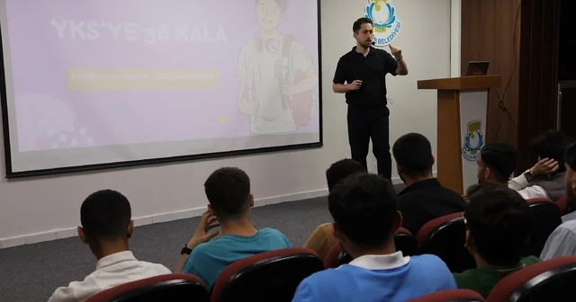 Haliliye de gençlere rehberlik ve motivasyon desteği Şanlıurfa Haberleri