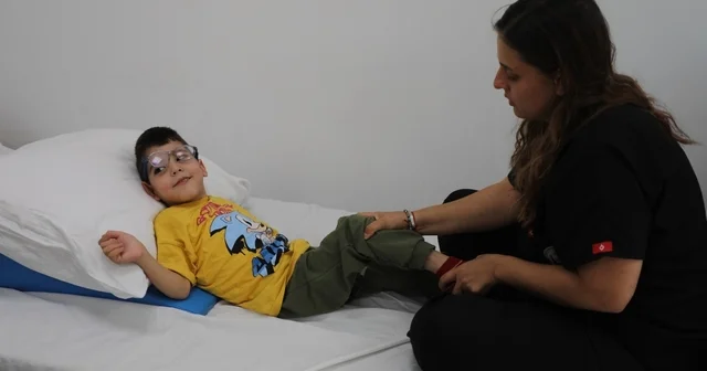 Minik Metehan, Hatay Büyükşehir Belediyesinin desteğiyle ayağa kalktı Hatay Haberleri