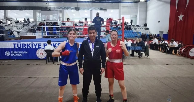Kütahya Belediyespor dan Türkiye Boks Şampiyonası nda çifte başarı Kütahya Haberleri