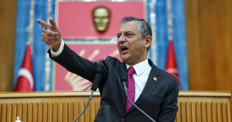 CHP nin yeni endişesi Özel in gece mesajları Gündem Haberleri