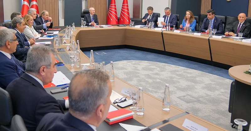 İmzalar yolda... Gözler yarına çevrildi Sözcü Gazetesi