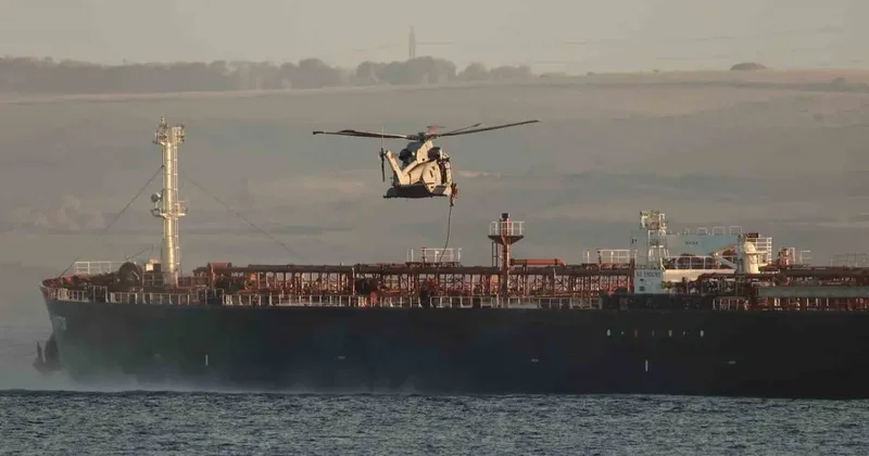 İngiltere’den Rus gölge filo tankerine müdahale
