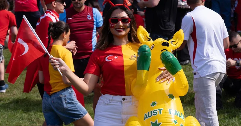 Vancouver a Türk damgası! Sokaklar Türkiye sesleriyle inledi
