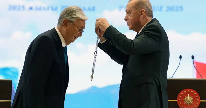 Bay Cömert çok ayıp etti: Cumhurbaşkanı Erdoğan Devlet Nişanı ile ödüllendirmişti Sözcü Gazetesi
