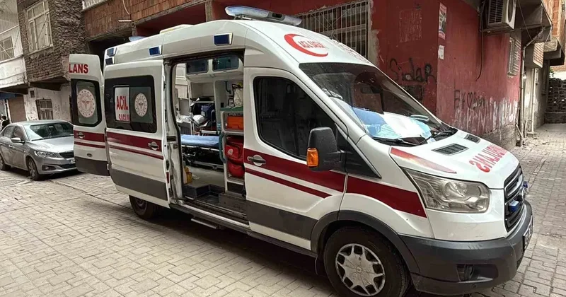 Mahalle sakinleri kokudan şüphelendi, yalnız yaşayan adam evinde ölü bulundu
