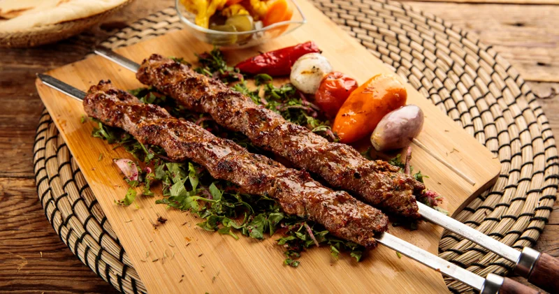 Kebap rotası için hangi şehir önde geliyor, damak tadınıza göre hangisini tercih etmelisiniz: Adana mı Urfa mı Antep mi?