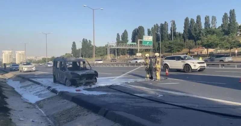 Esenyurt TEM Otoyolu nda alev topuna dönen araçta şans eseri can kaybı olmadı