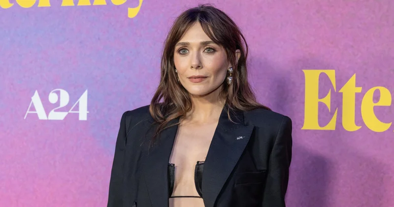Elizabeth Olsen ilk çocuğuna hamile