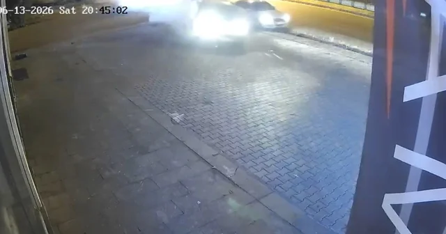 Kaza anı kamerada: İş yerine çarpmaktan son anda kurtuldu Bingöl Haberleri