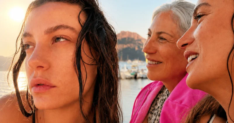 Serenay Sarıkaya, annesi Ümran Seyhan ile tatile çıktı Magazin haberleri