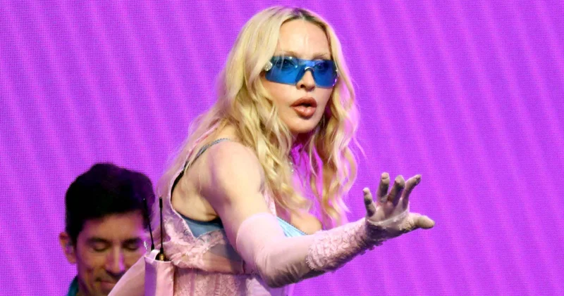 Madonna yeni albümü Confessions II ile zirvede