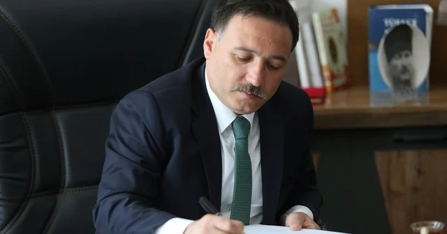 Vali Çiçek: 15 Temmuz 2016 gecesi aziz milletimiz dünya tarihine altın harflerle yazılan büyük bir destana imza atmıştır Kayseri Haberleri Habertürk Yerel Haberler