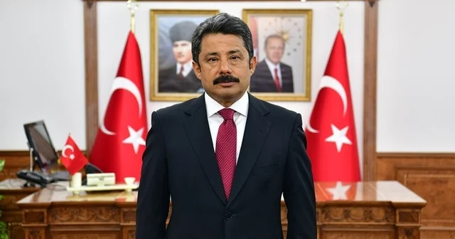 Kırşehir Valisi Demiryürek: Türk Milleti, millî iradenin üzerinde hiçbir gücün olamayacağını tüm dünyaya gösterdi Kırşehir Haberleri Habertürk Yerel Haberler