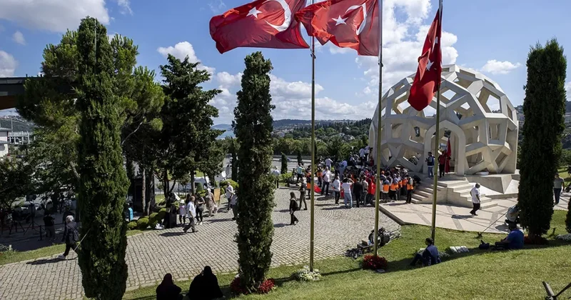 Türkiye, 15 Temmuz’un 10. yılında şehitlerini anma yürüyüşüyle yad edecek