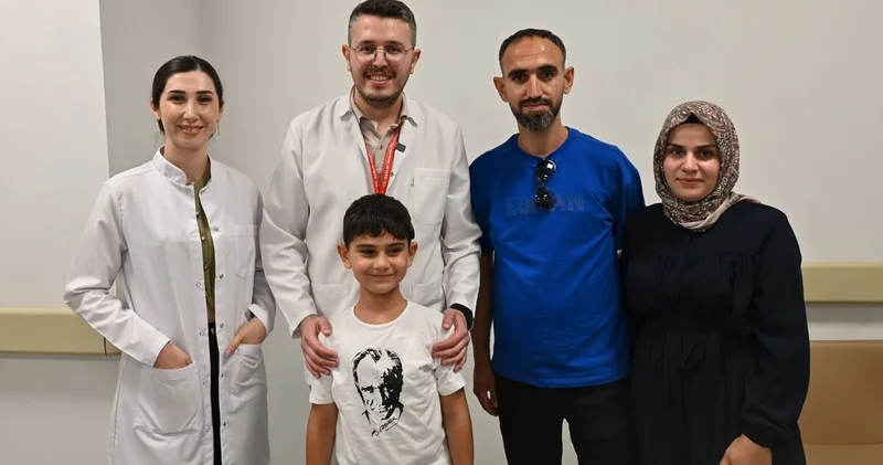 7 yaşındaki Harun un biyonik kulak sevinci Haberler