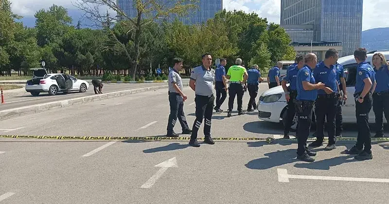 Boşanma davası sonrası adliye otoparkında pompalı tüfek ve tabancalı kavga; 5 gözaltı