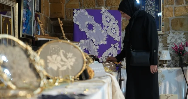 Bayburt ta kadınlar geleneksel el sanatlarını modern tasarımlarla buluşturdu Bayburt Haberleri Habertürk Yerel Haberler