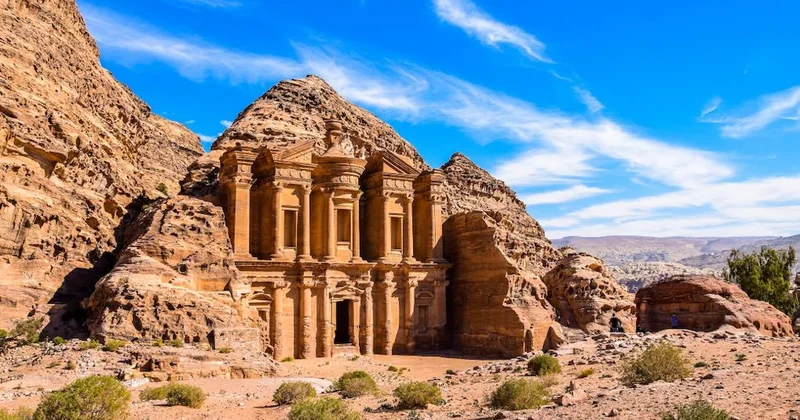 Indiana Jones filminin çekildiği yerde gerçek bir hazine ortaya çıktı Sözcü Gazetesi