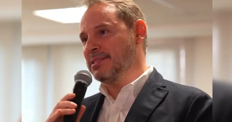 15 Temmuz gecesi havada neler oldu? Berat Albayrak o gece yaşananları ilk kez anlattı: 2 pilottan biri FETÖ cüydü