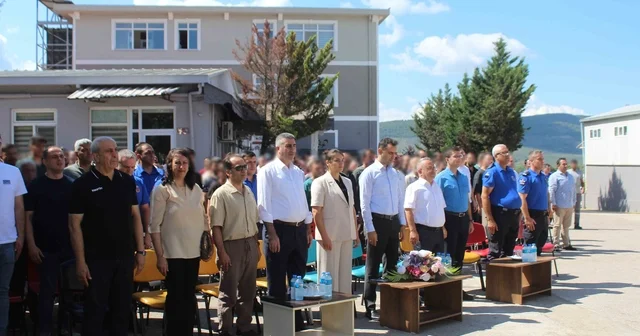 Cezaevinde 15 Temmuz unutulmadı Gemlik Açık Ceza İnfaz Kurumunda 15 Temmuz Demokrasi ve Millî Birlik Günü Anma Programı düzenlendi Bursa Haberleri Habertürk Yerel Haberler