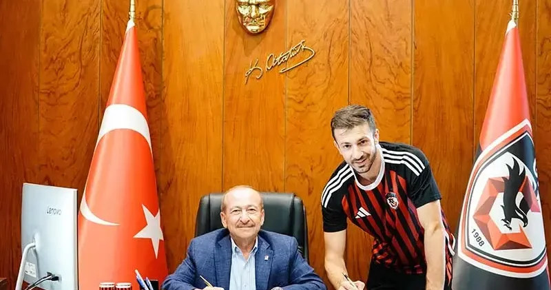 Gaziantep FK, Halil Dervişoğlu’nu kiralık olarak kadrosuna kattı