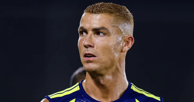 Cristiano Ronaldo imajını değiştirdi