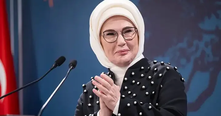 Emine Erdoğan: AK Parti nin 25 inci yaşı kutlu olsun