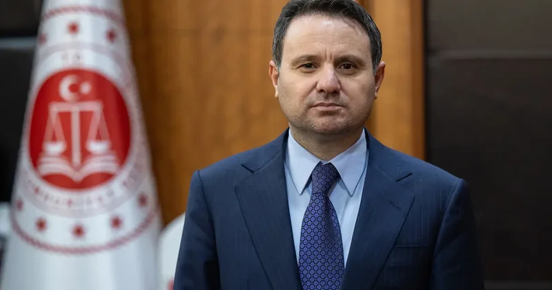 Bakan Gürlek Önemli gelişmeler yaşandı diyerek duyurdu: Bu sabah gözaltına alındılar