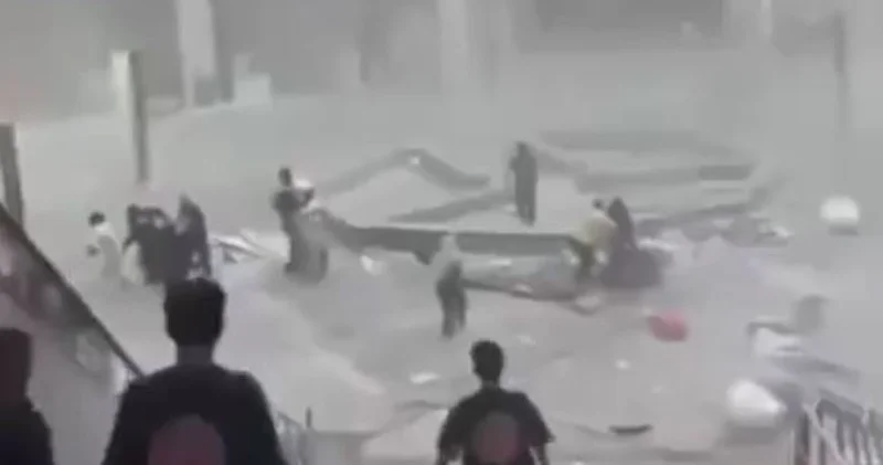 Kahire de alışveriş merkezinde patlama: 3 ölü, 17 yaralı Dış Haberler