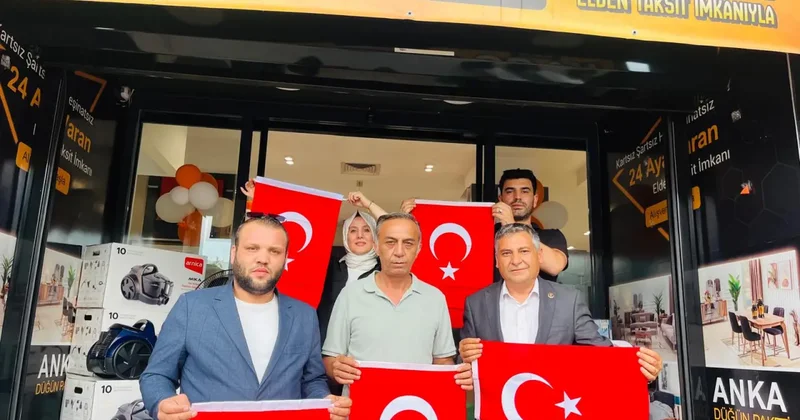 BBP Muğla’dan dikkat çeken hamle: Bir bayrak yakıldı, 48 bayrakla cevap verildi!