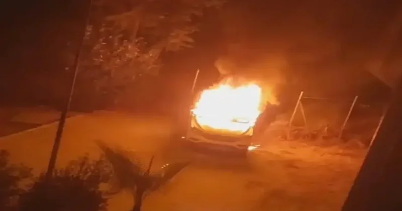 Eşinin boşanma davası açtığı villasını ve aracını ateşe veren mimar yangında öldü
