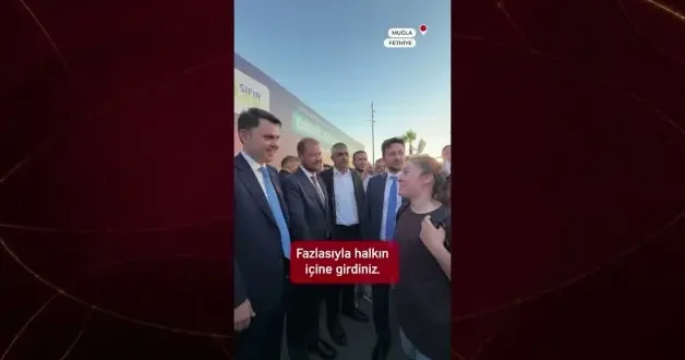 Soframıza kadar geldiniz... Depremzede vatandaşın sözleri Bakan Kurum u duygulandırdı!