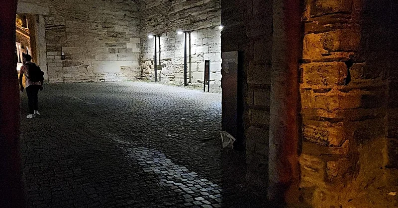 İstanbul Başakşehir ve Fatih te 2 erkek cesedi bulundu