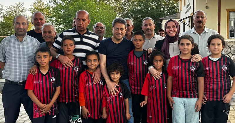 Gaziantep FK forması giydirdi, hedef alındı! Yeni Partili isimden milletvekili Ali Şahin e skandal tepki