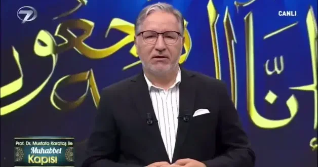 İlahiyatçı Prof. Dr. Mahmut Karataş, kardeşinin vefat haberini canlı yayında öğrendi