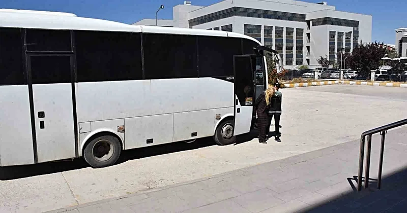 Fenomen Mehmet Fatih Tançalan ın eşi Çağla Öz Van da adliyeye sevk edildi