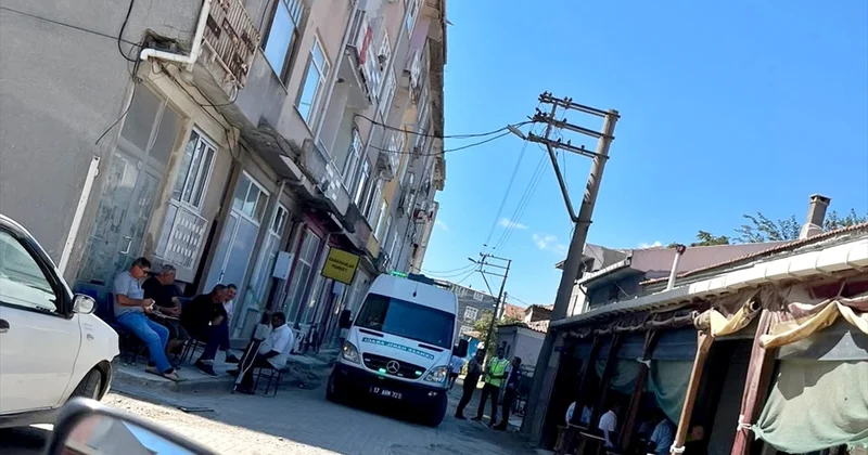 Gelibolu da yalnız yaşayan fayans ustası evinde ölü bulundu