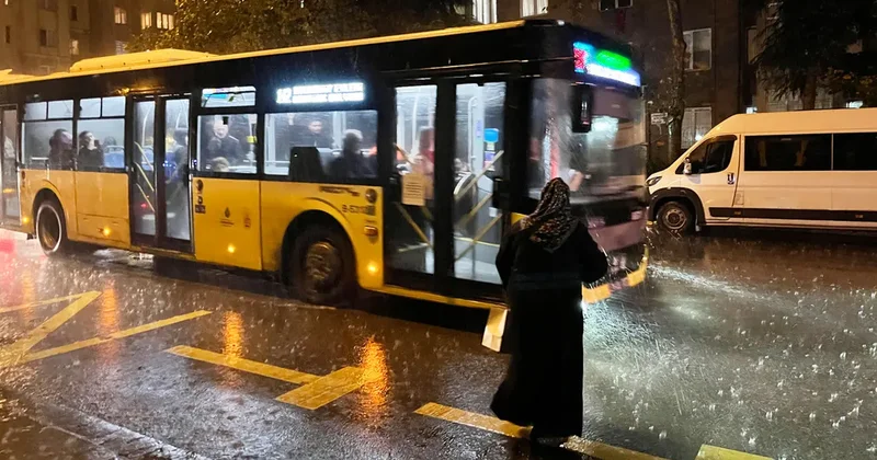Yaz havası sona eriyor! Hava 8 derece birden soğudu, kuvvetli sağanak geliyor