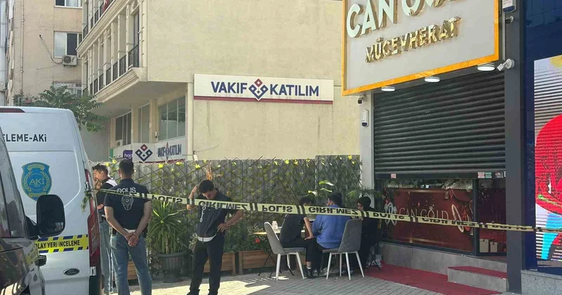 Maltepe’de kuyumcu sahibi dükkanında ölü bulundu